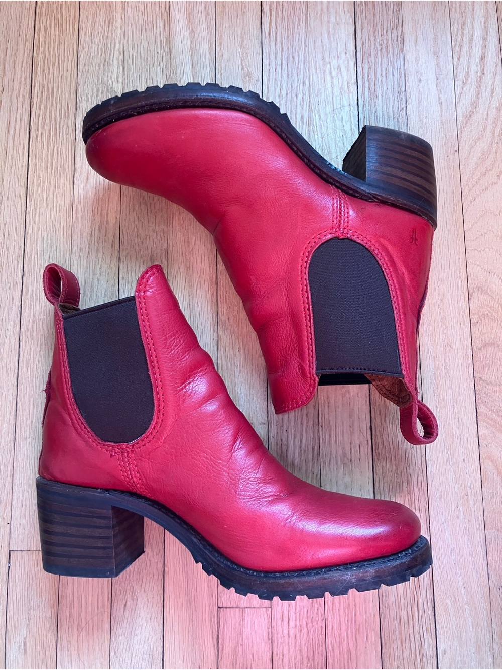 Frye Sabrina Chelsea Boots Burnt Red 8 - Picture 2 of 9